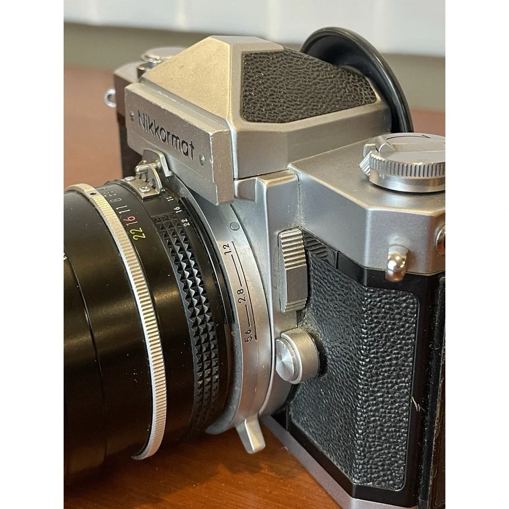 Nikkormat FTN Camera + Nikon 105 mm 1:2.5 Lens
